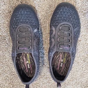 Sketcher's 8 1/2W Grey Shoes